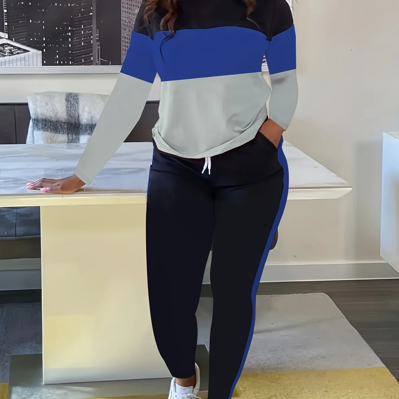 Plus Size Colorblock Crew Neck Long Sleeve Top & Drawstring Striped Joggers - Casual Two Piece Set for Women