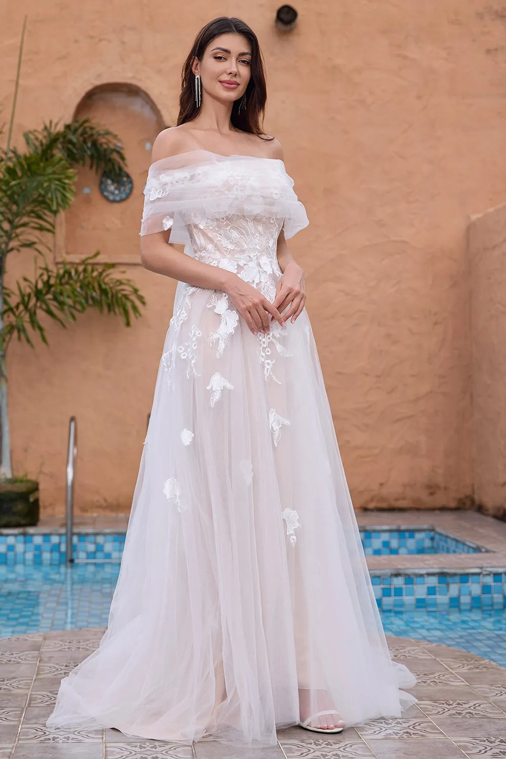 Princess White Off The Shoulder Tulle Long Wedding Dress with Appliques Lace